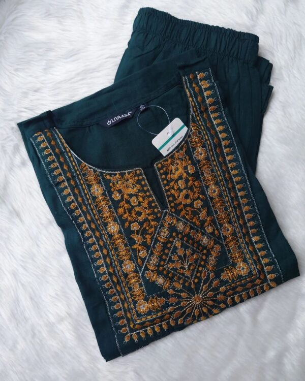 Luxury Lucknowi Chikankari Rayon Kurti Set – Exquisite Craftsmanship & Contemporary Elegance - Image 5