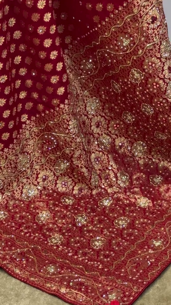 Maroon Pure Banarasi Handloom Georgette Saree – A Regal Blend of Tradition and Elegance - Image 4