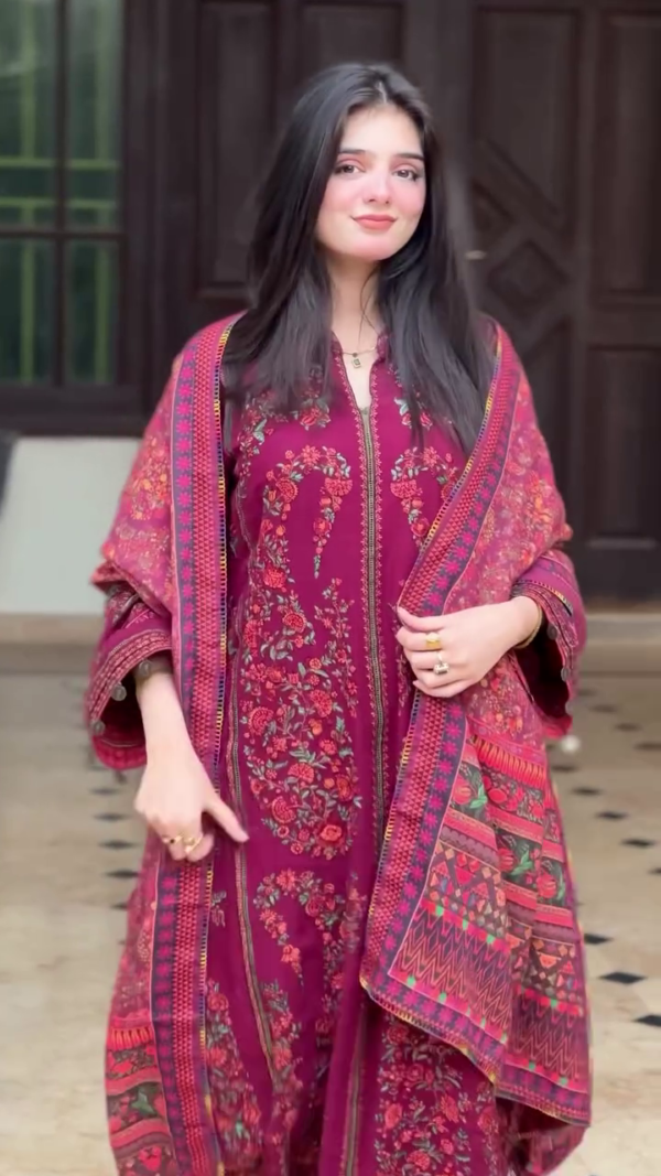 Embellished Anarkali Kurta Set – A Perfect Blend of Elegance and Tradition - Image 2