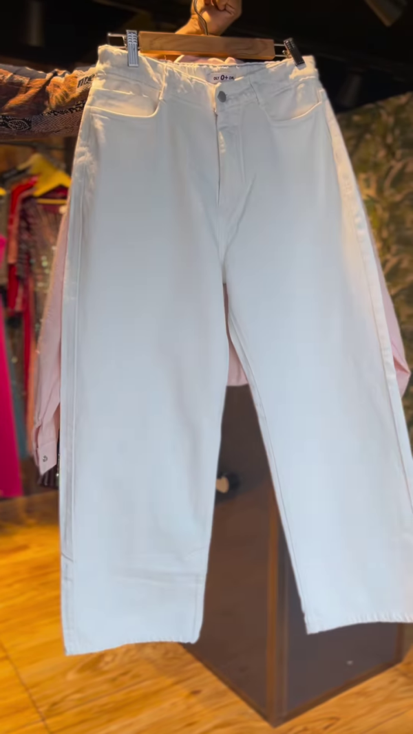 Effortless Chic – Soft Pastels with a Casual Twist - Image 2
