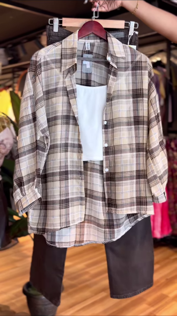 🤎 Flannel Fever – Where Chill Meets Chic 🤍