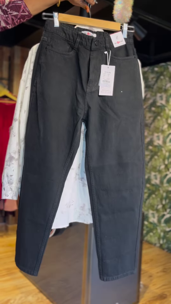 Monochrome Muse – 3-Piece Casual Chic Coord Set - Image 2