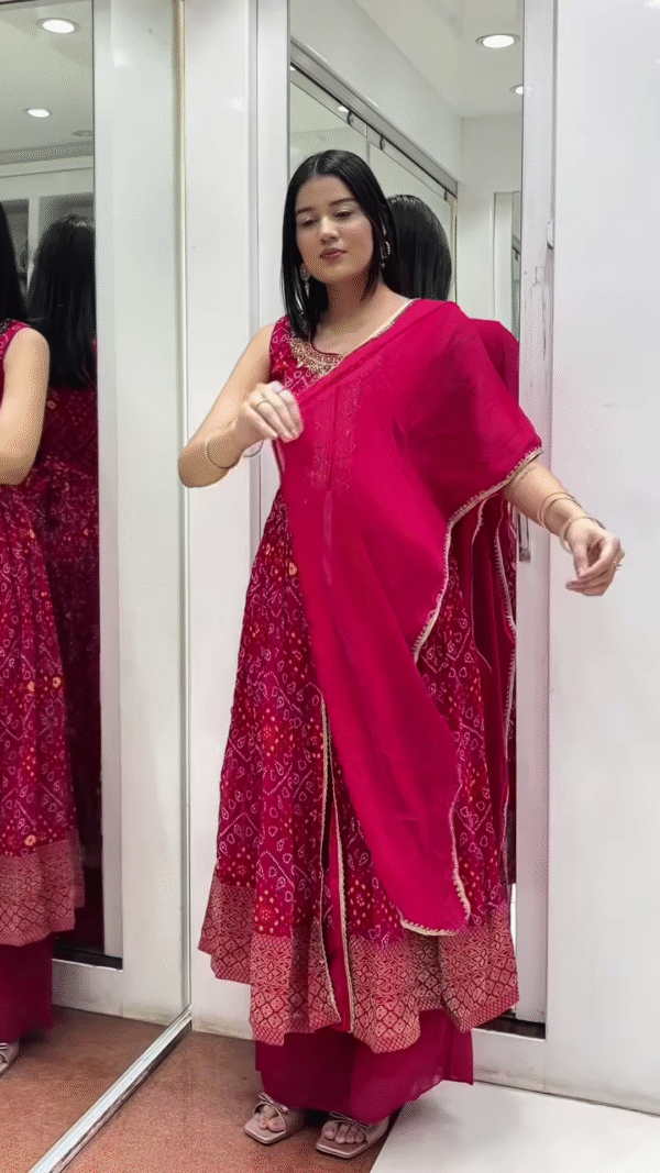 Bandhej Kurta Set – With Heavy Gota Work & Dupatta - Image 4